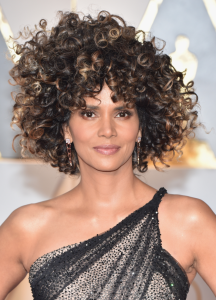 Halle Berry at 2017 Oscars